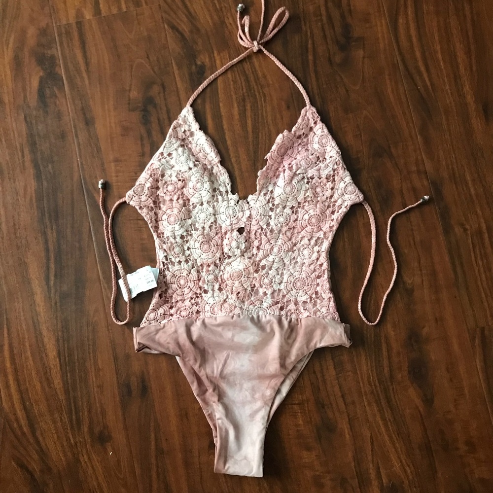 Blue Life Desert Mirage NWT Size M One piece